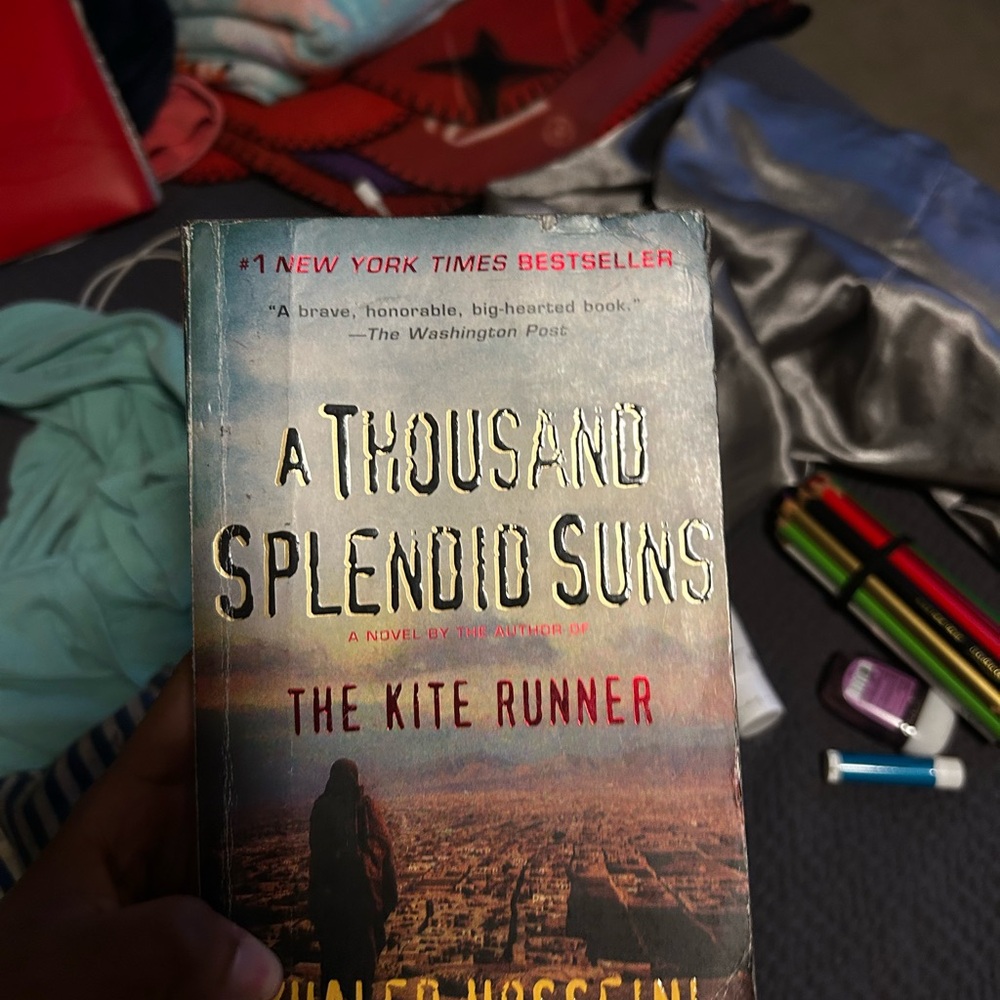 A Thousand Splendid Suns by Khaled Hosseini - Multicolor Cover